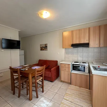 Michael - Private Parking Lefkáda