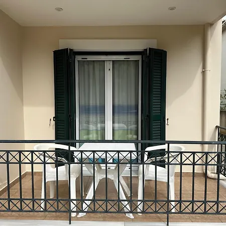 Michael - Private Parking *