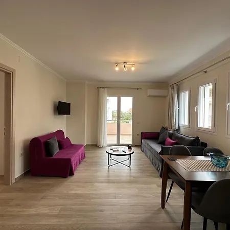 Michael - Private Parking *