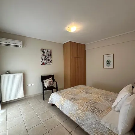 Michael - Private Parking Apartment *